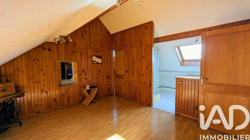 Maison - 191 m² - 8 pièces