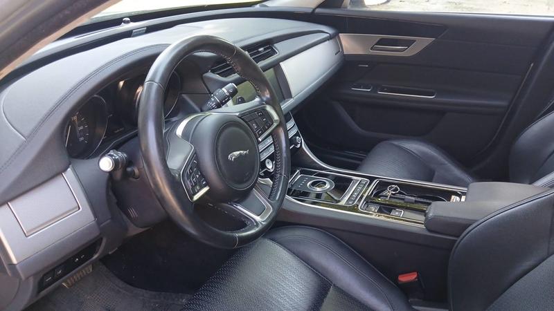 Jaguar Xf 2.0 250 Bva8 Business Prestige - Automatique Toit ouvrant