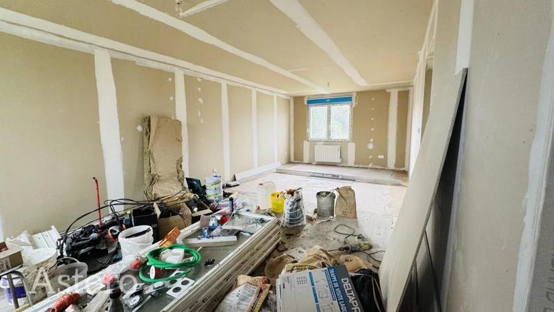 Maison - 167 m² - 8 pièces