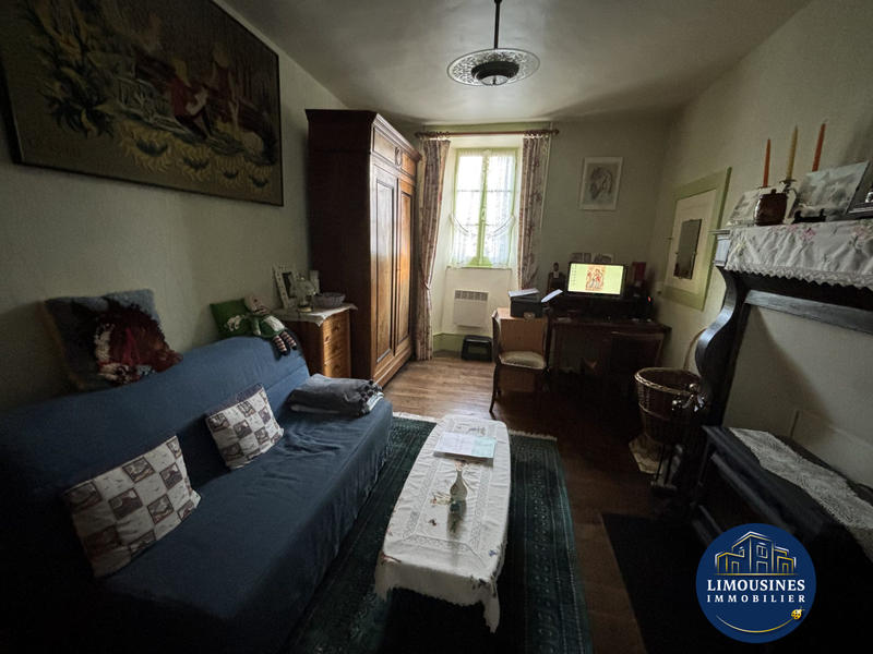 Maison - 224 m² - 8 pièces