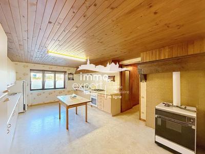 Maison - 186 m² - 6 pièces