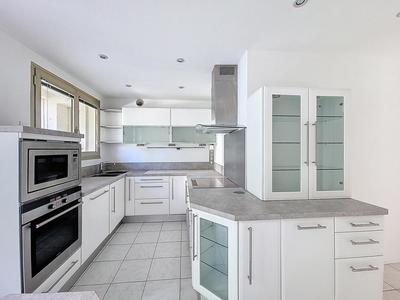 Appartement - 87 m² - 3 pièces