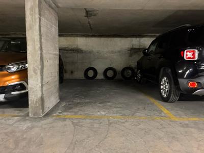 Parking / Garage - 11 m²