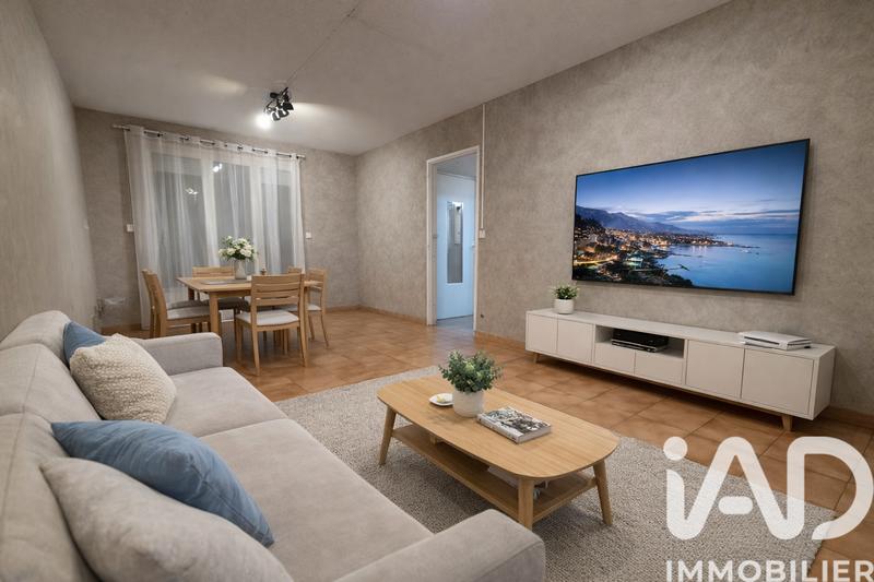 Maison - 91 m² - 4 pièces