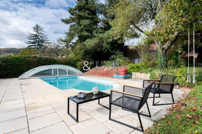 Maison - 189 m² - 6 pièces