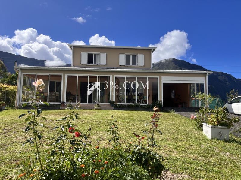 Villa - 159 m² - 8 pièces