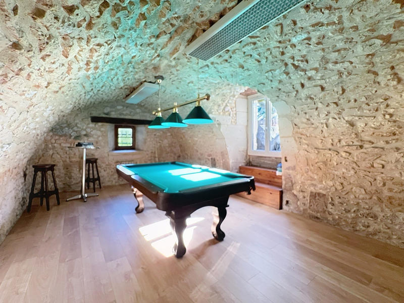 Maison de village - 280 m² - 10 pièces
