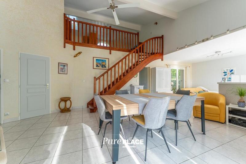 Maison - 131 m² - 5 pièces