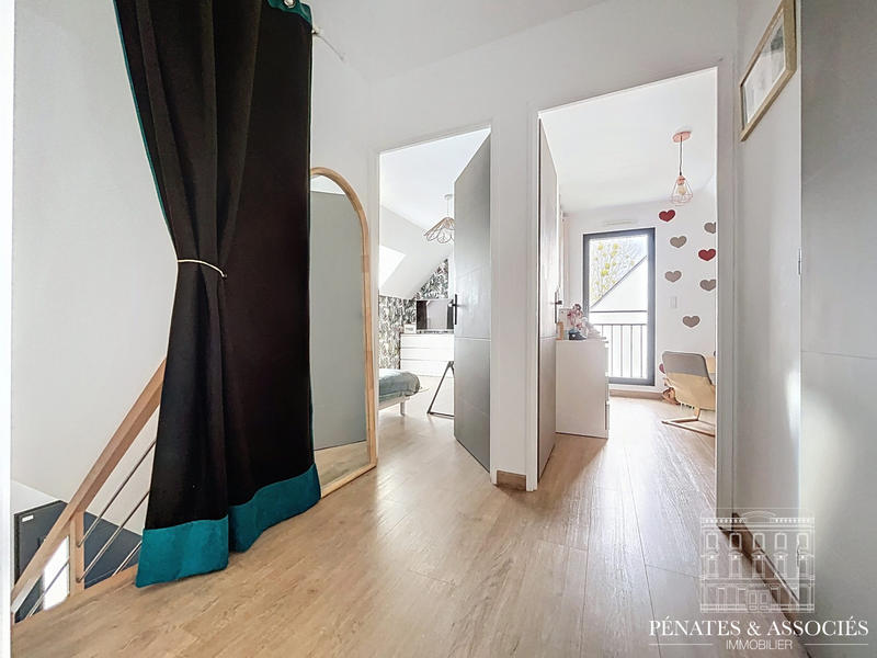 Maison - 110 m² - 6 pièces