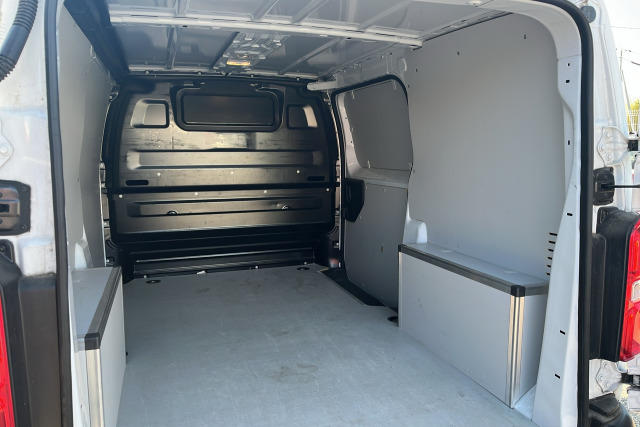 Peugeot Expert III Taille m 2.0 Bhdi 180 s&amp;amp;S Auto P Prem c