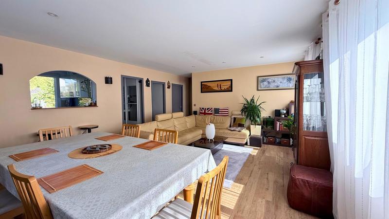 Maison - 88 m² - 5 pièces