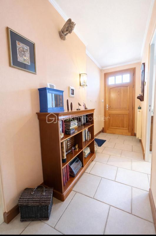 Maison traditionnelle - 107 m² - 6 pièces