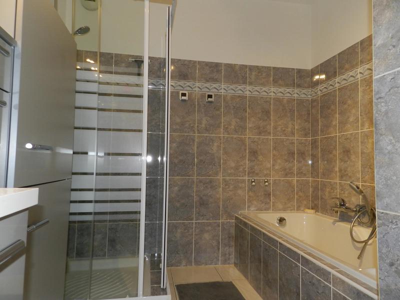 Appartement - 82 m² - 3 pièces