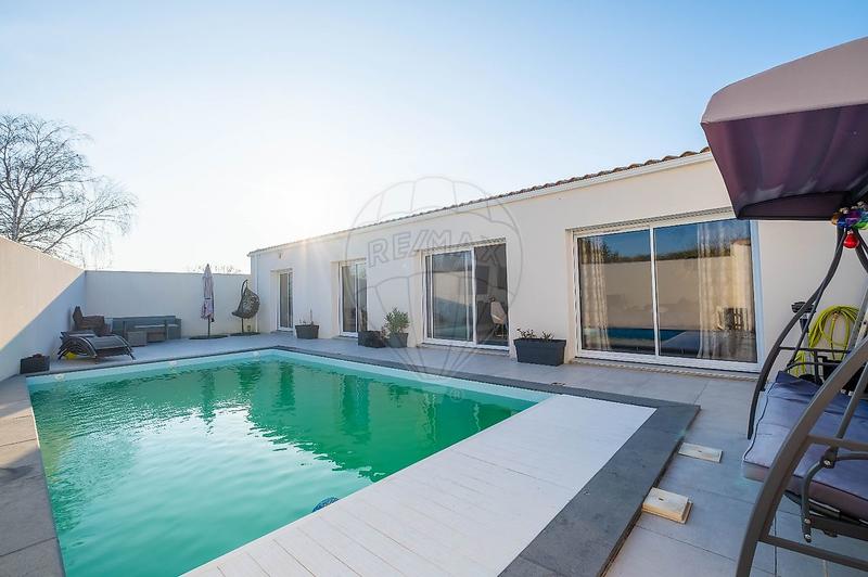 Maison - 157 m² - 7 pièces