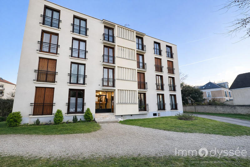 Appartement - 103 m² - 5 pièces