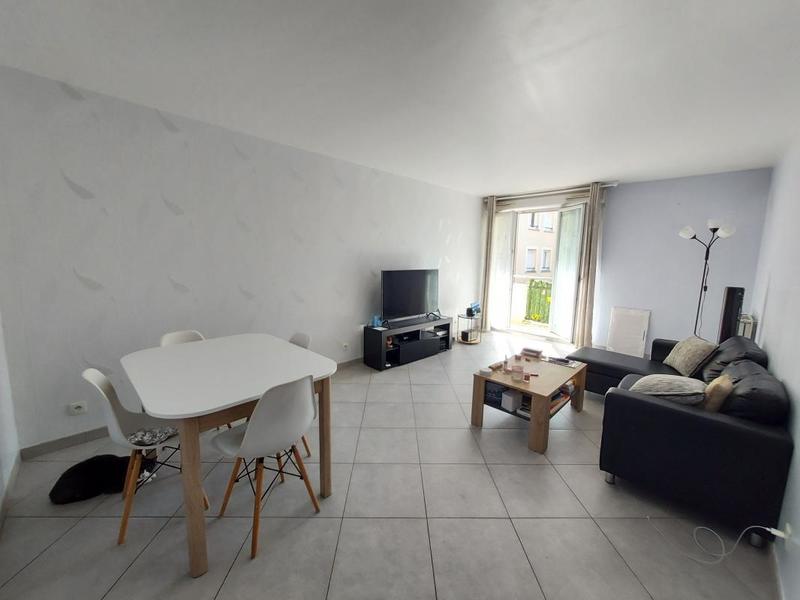 Appartement - 84 m² - 4 pièces