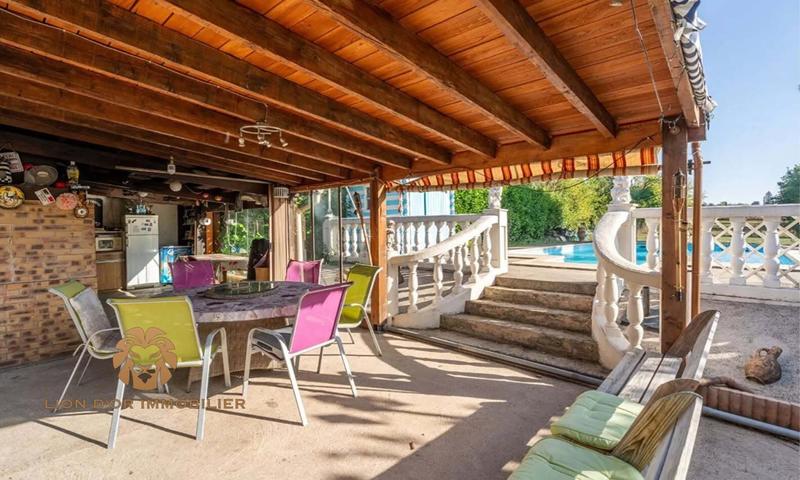 Maison - 163 m² - 6 pièces