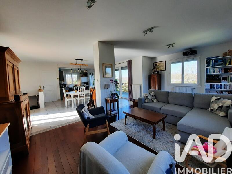 Maison - 101 m² - 4 pièces