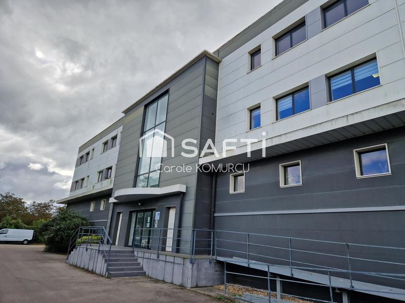 Bureau - 184 m² - 1 pièce