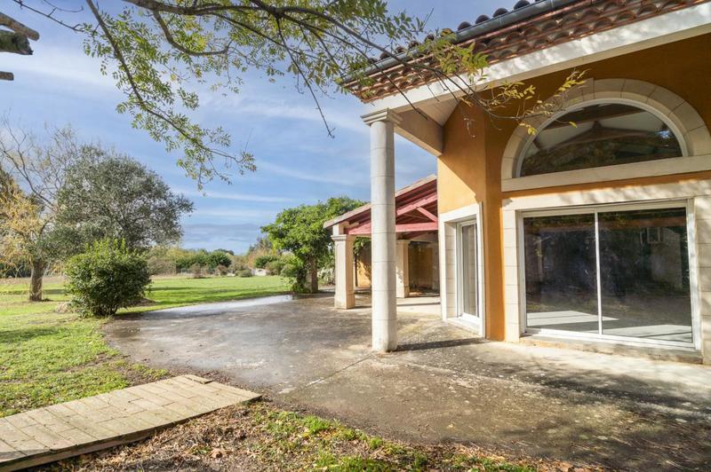 Maison - 170 m² - 6 pièces