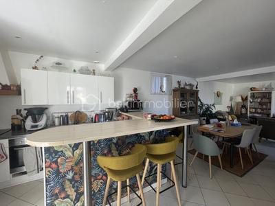 Maison - 95 m² - 4 pièces