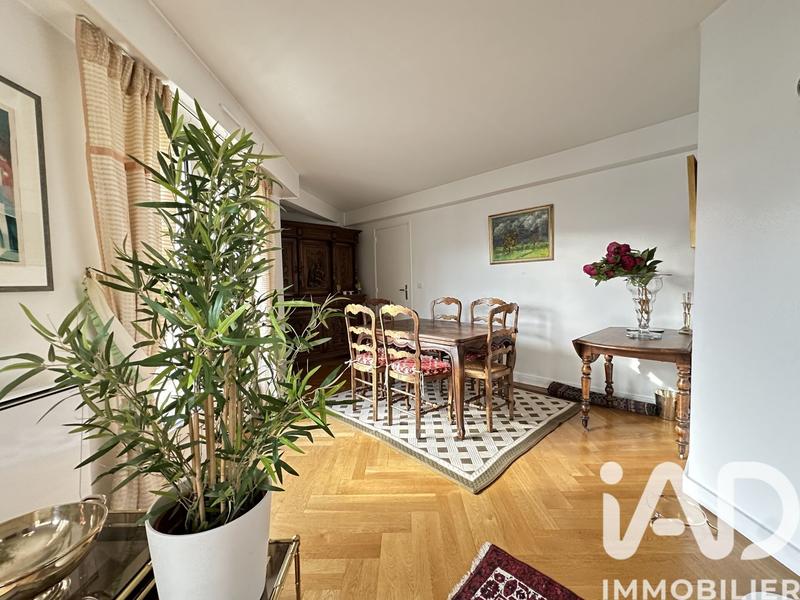 Appartement - 119 m² - 6 pièces