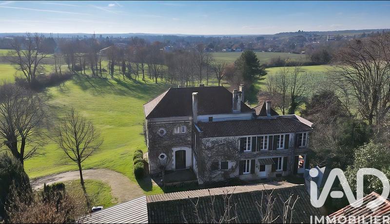 Maison - 291 m² - 12 pièces