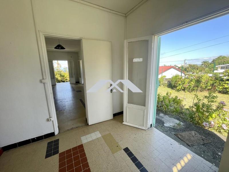 Maison - 93 m² - 6 pièces