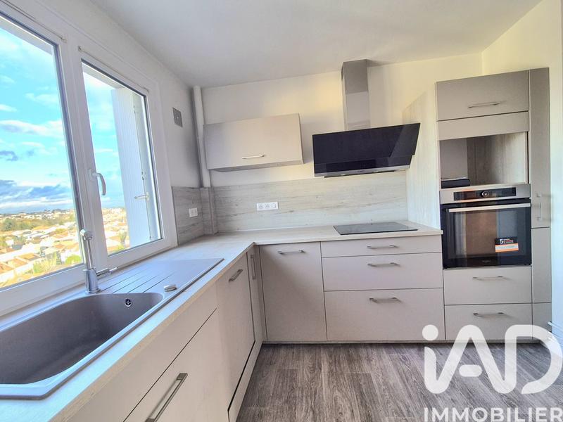 Appartement - 94 m² - 5 pièces