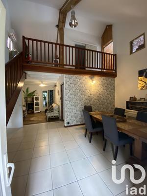 Maison - 167 m² - 6 pièces