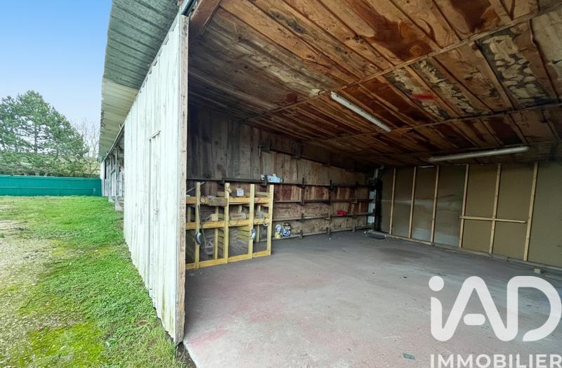 Maison - 713 m² - 5 pièces