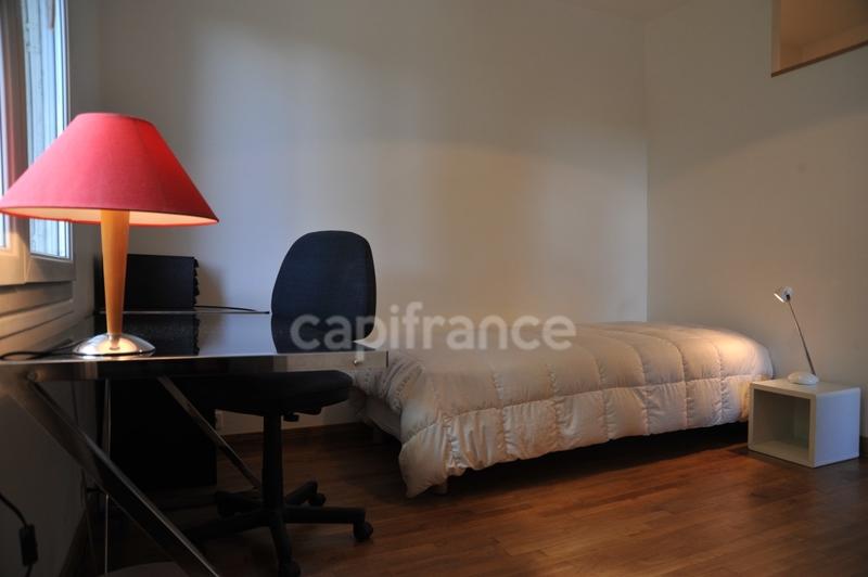 Maison - 217 m² - 11 pièces