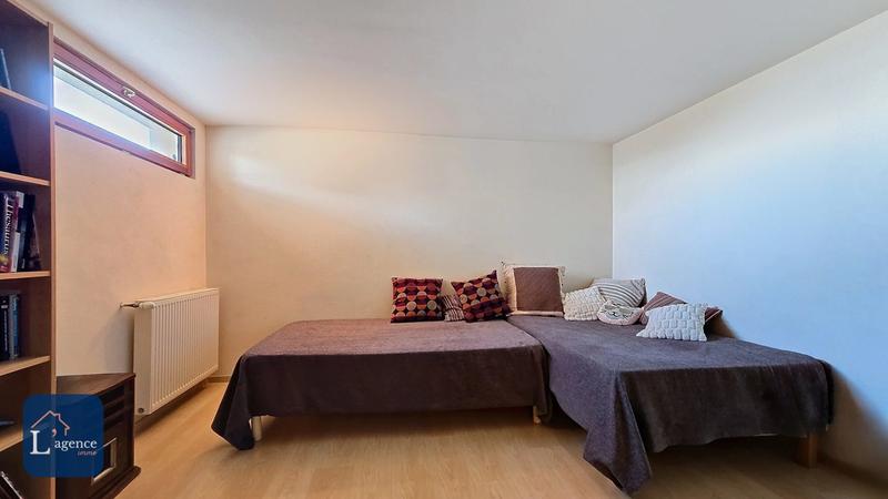 Maison - 262 m² - 8 pièces