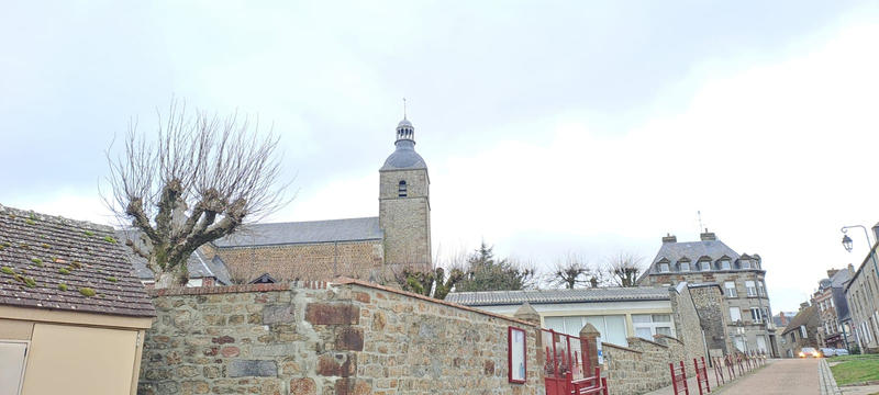 Maison - 93 m² - 5 pièces