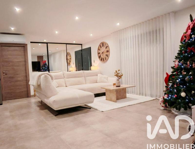 Maison - 93 m² - 3 pièces