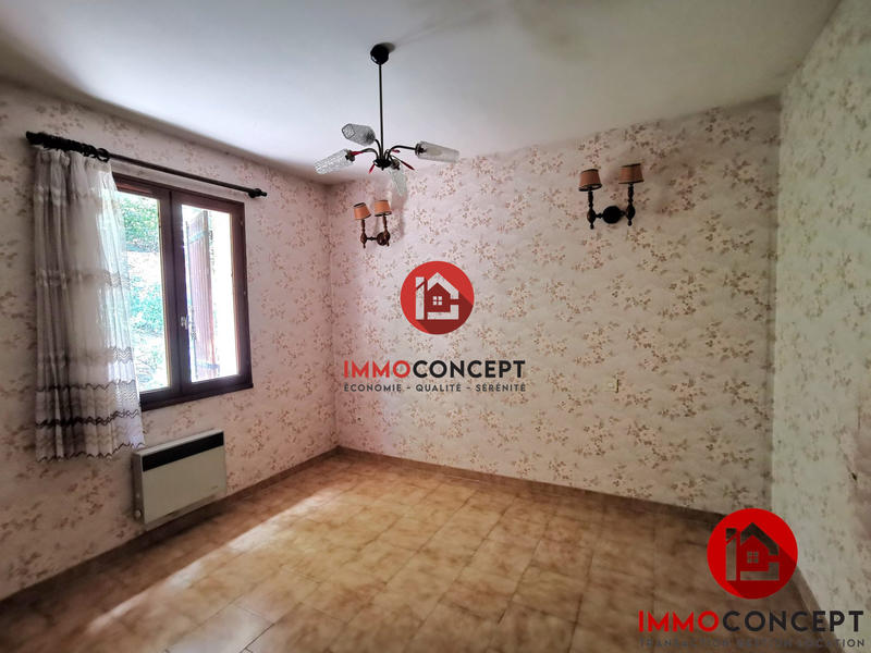 Maison traditionnelle - 104 m² - 5 pièces