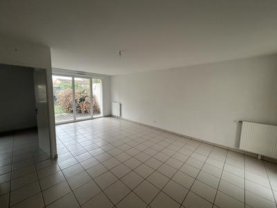 Maison - 83 m² - 4 pièces