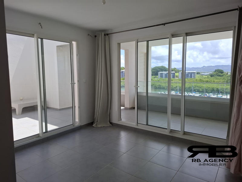 Appartement - 114 m² - 4 pièces