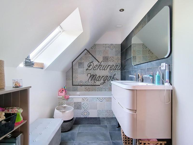 Maison - 108 m² - 6 pièces