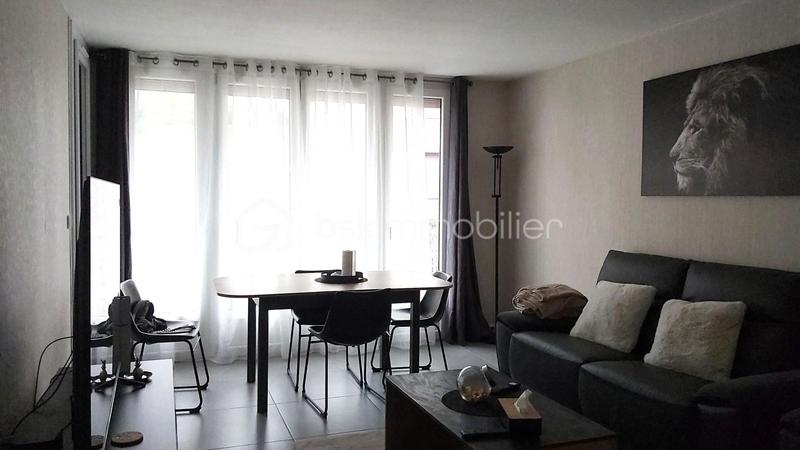 Appartement - 81 m² - 5 pièces