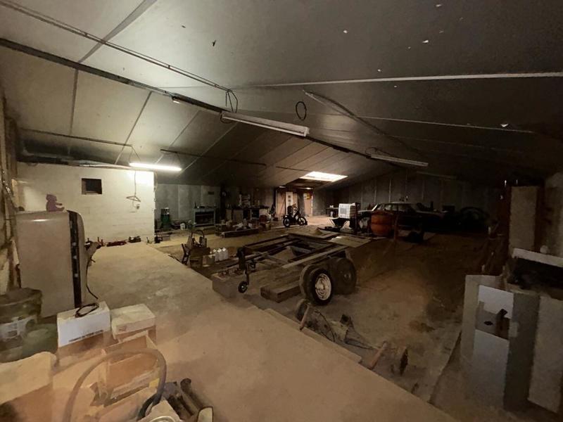 Immeuble - 81 m² - 3 pièces