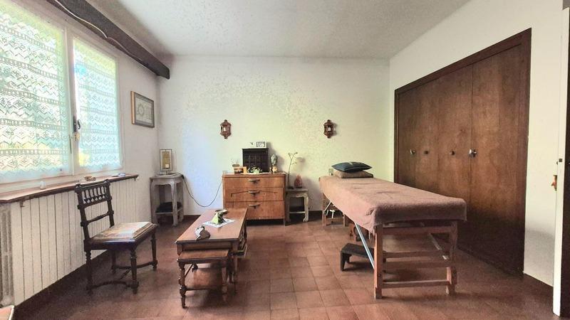 Maison - 254 m² - 6 pièces