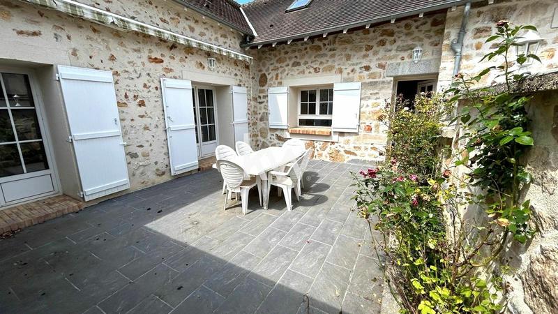 Maison - 140 m² - 4 pièces