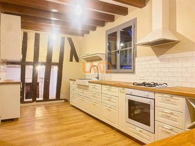 Maison de bourg - 98 m² - 5 pièces