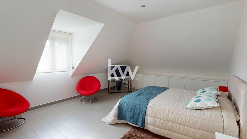 Maison - 309 m² - 10 pièces