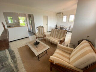 Maison - 125 m² - 8 pièces