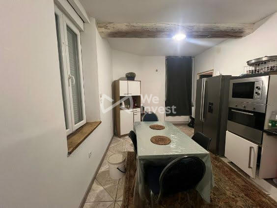 Maison - 135 m² - 9 pièces