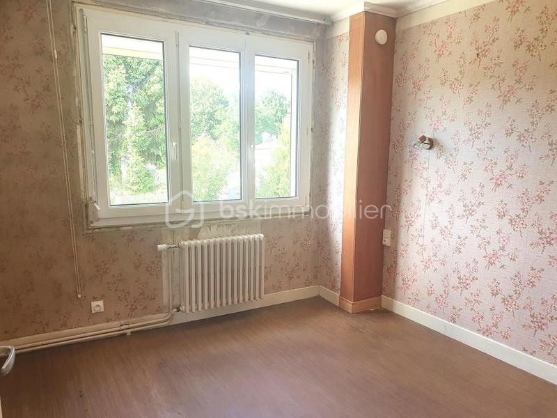 Maison - 95 m² - 5 pièces