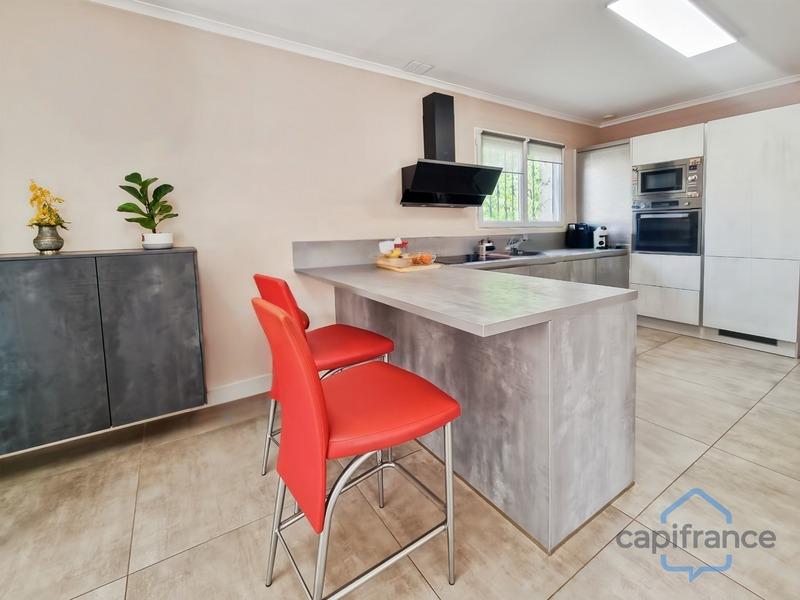 Maison - 110 m² - 4 pièces