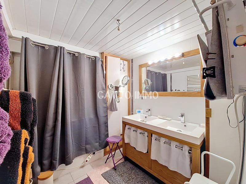 Maison de village - 183 m² - 8 pièces